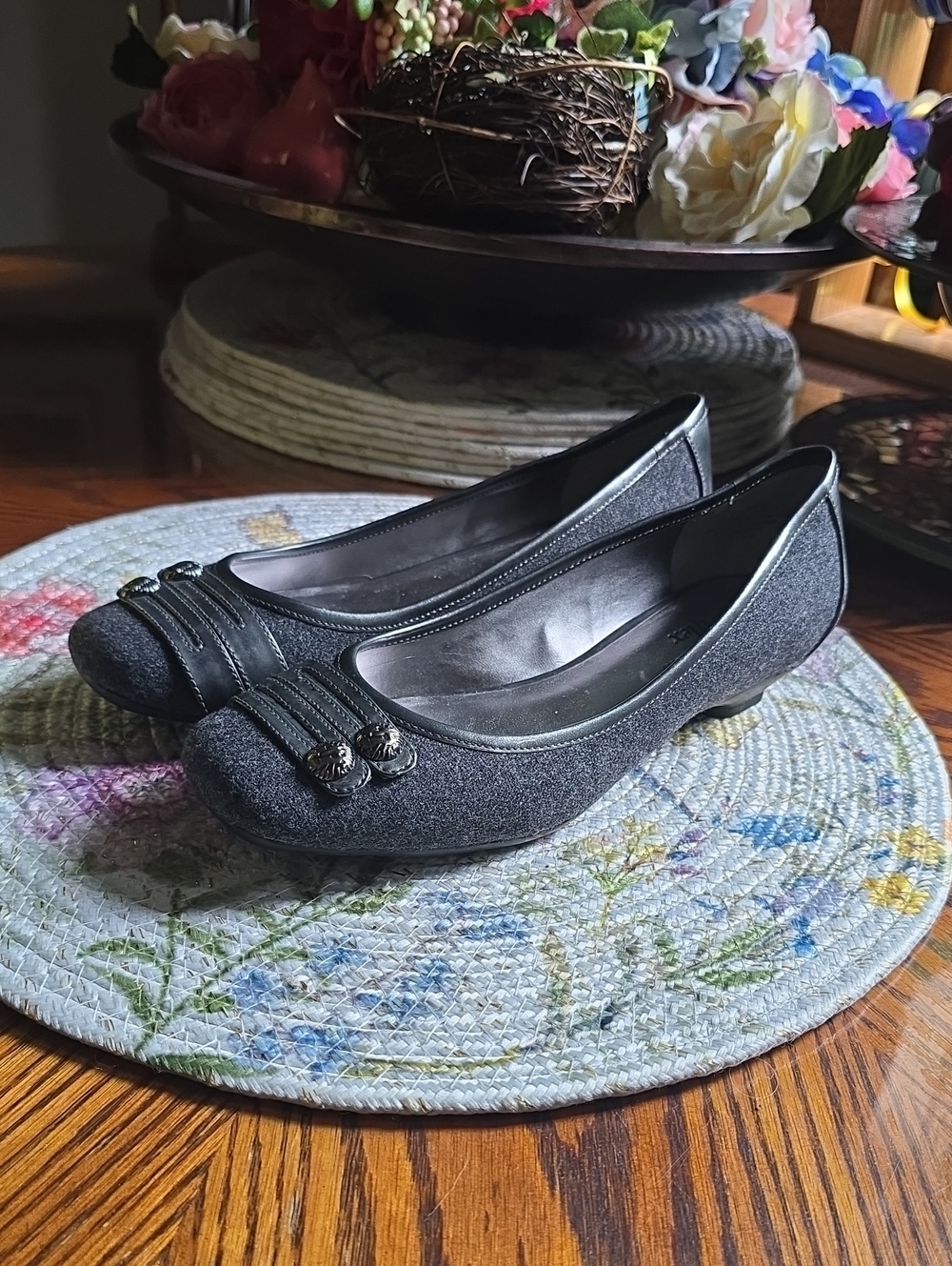 NWOT Anne Klein Dressy Short Heeled Shoes